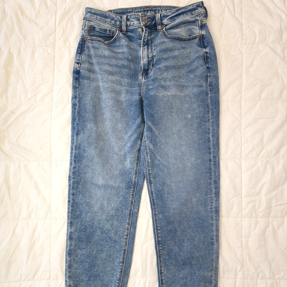 American Eagle Jeans Mom Jogger